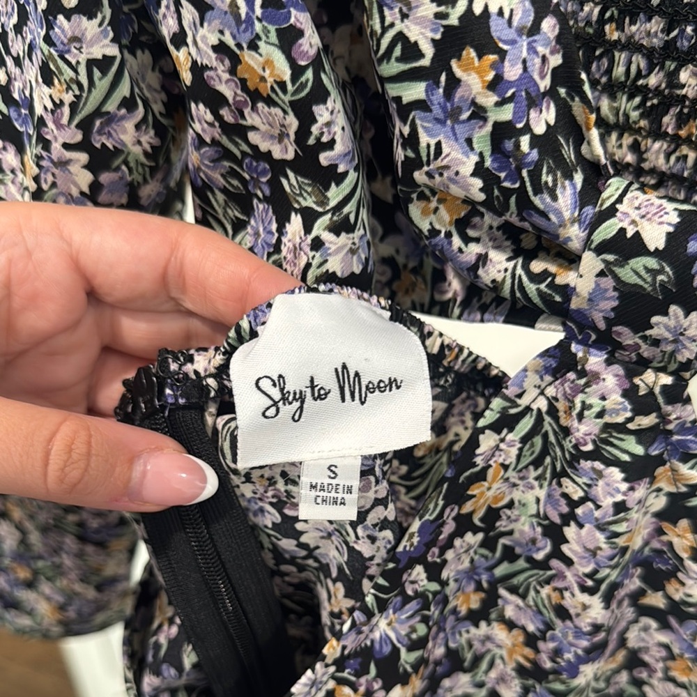 Floral Mini Dress - Picture 4 of 7